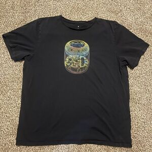Black Graphic Men's apple T-Shirt